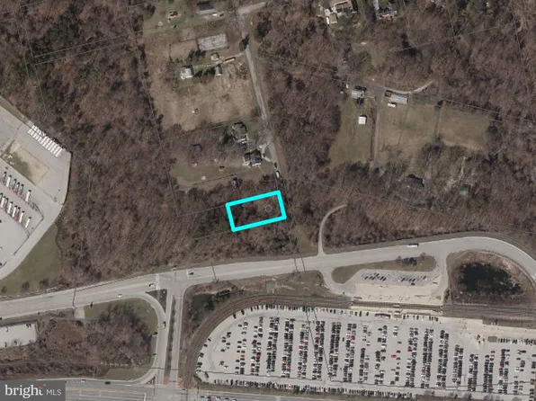866 White Ave, Linthicum, MD 21090