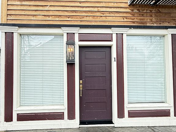 Suite 1 Main Entrance