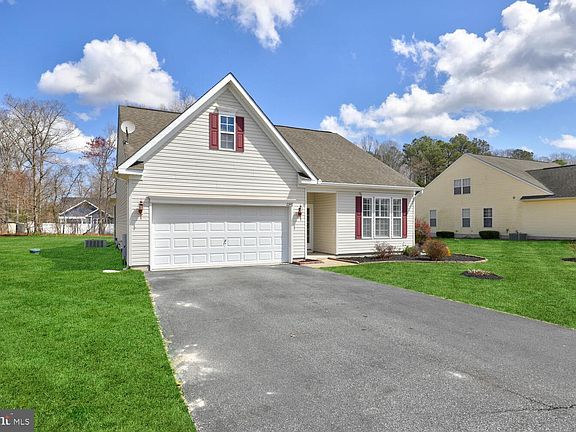 2nd image of 23142 Pine Run