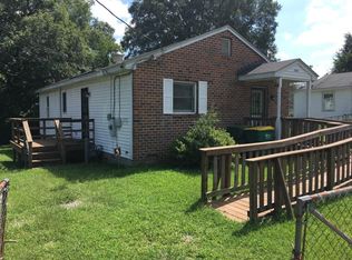 2204 Berry St, Hopewell, VA 23860