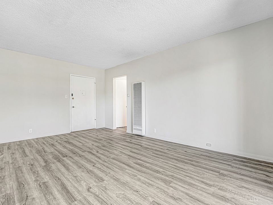 1st image of 4077 McLaughlin Ave APT 5