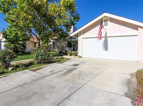 5th image of 27570 Cherry Creek Dr