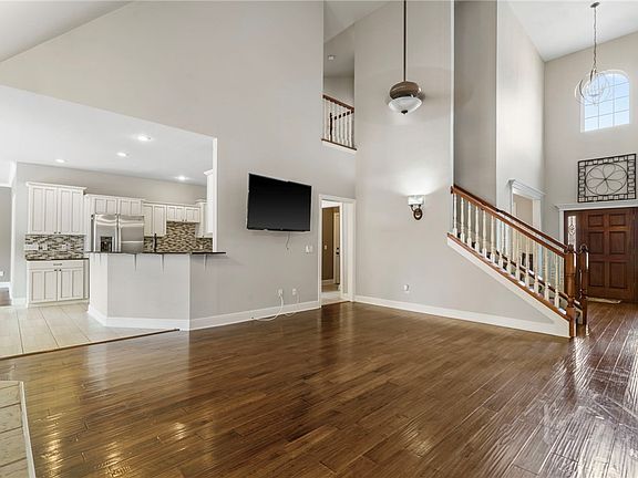 5th image of 1791 N Trillium Ln