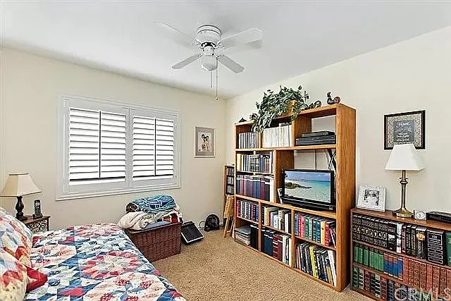 44725 Lorraine Dr — Photo 10