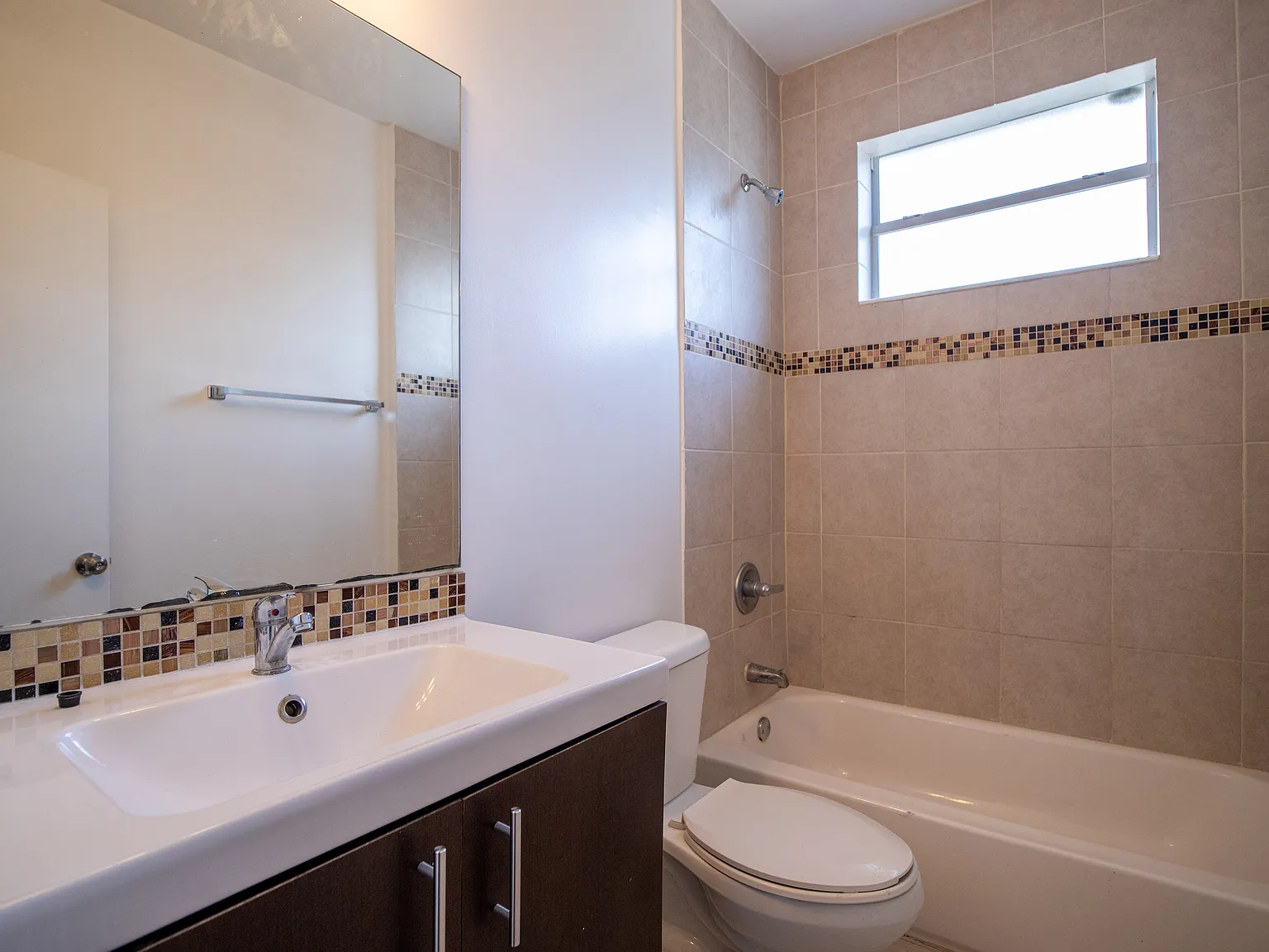 2 bed, $1,875 — Photo 4