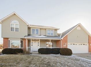 600 Hampton Ct, Shorewood, IL