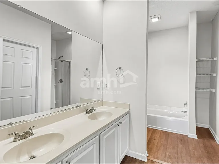104 Cameron Way Cir — Photo 10