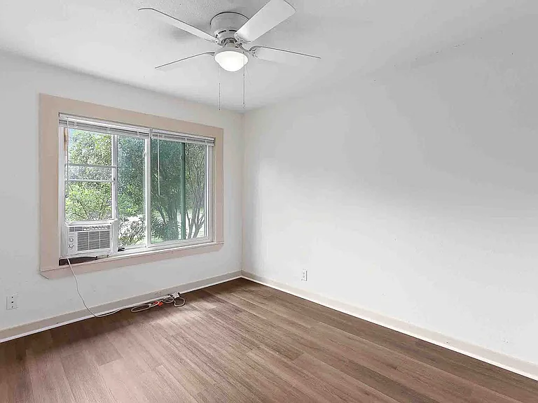 1005 Haynes St #1007 — Photo 13