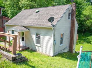 1505 Schweitzer Rd, McKeesport, PA 15135