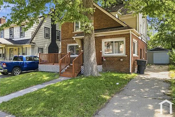 13512 Griggs St — Photo 4