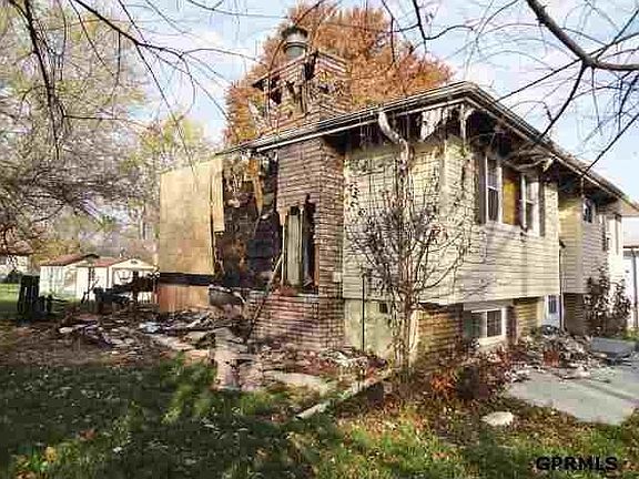 2nd image of 7528 S 88th St
