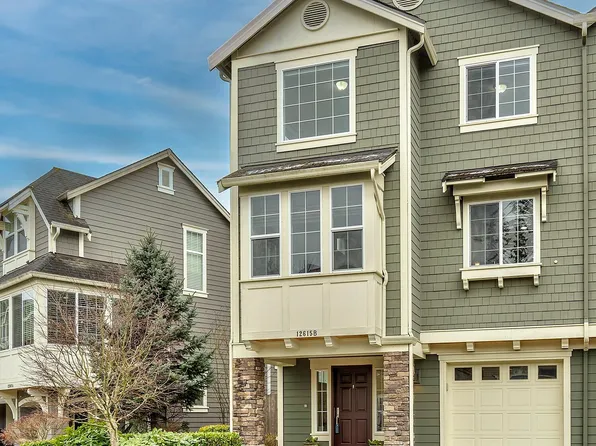 12615 176th Place NE #B, Redmond, WA 98052