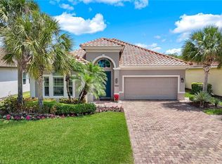 9102 Limestone Ln, Naples, FL 34120
