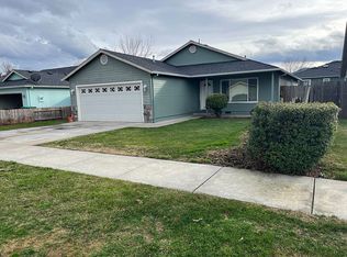 1837 Dakota Ave, Medford, OR 97501