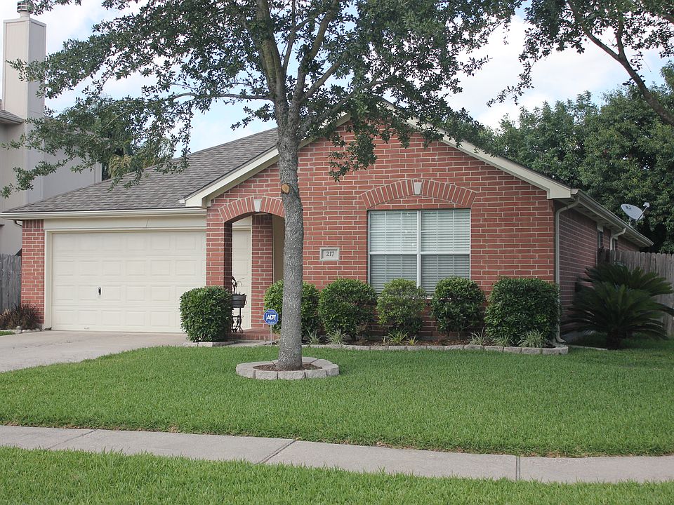 1st image of 217 Pebble Canyon Ln
