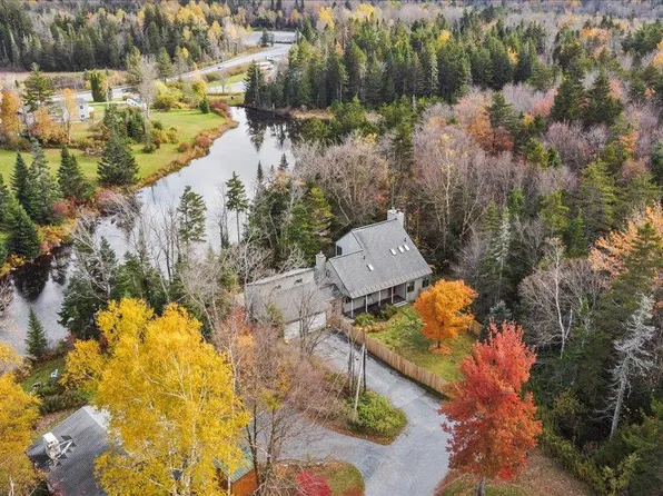 201 Erbs Way, Woodford, VT 05201