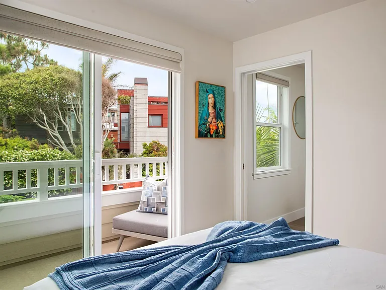 298 Playa Del Sur — Photo 25