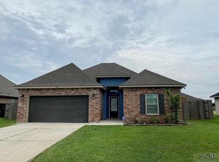 208 Harvest Ct, Thibodaux, LA 70301