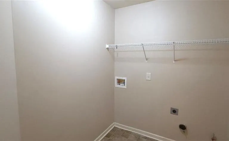 237 Ascott Ln — Photo 18