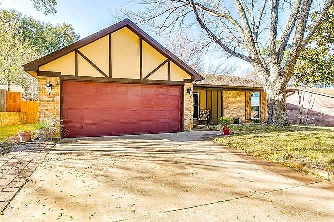 1st image of 2125 Sierra Dr