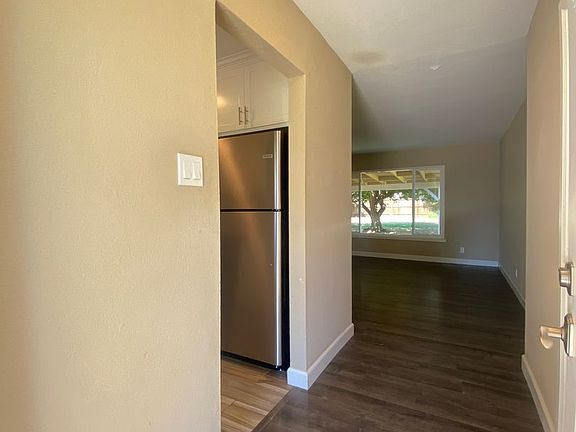 5th image of 4950 64th St