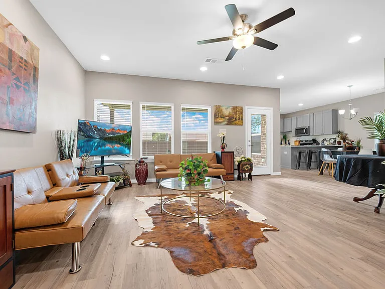 3321 Westminster Dr — Photo 14