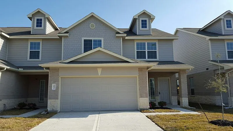 2839 Silver Tree