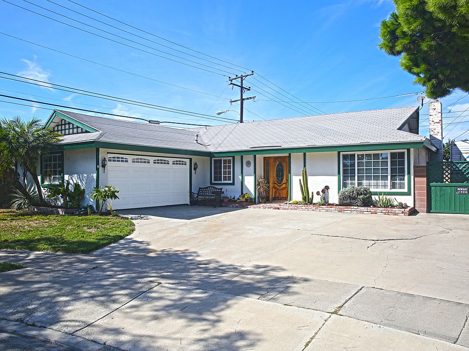 Beautiful home on cul-de-sac