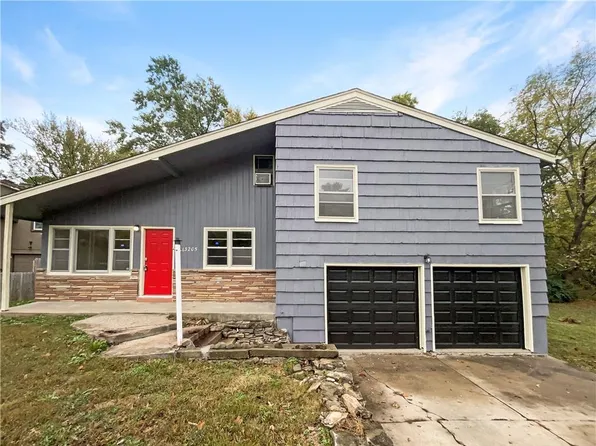 13205 Byars Rd, Grandview, MO 64030