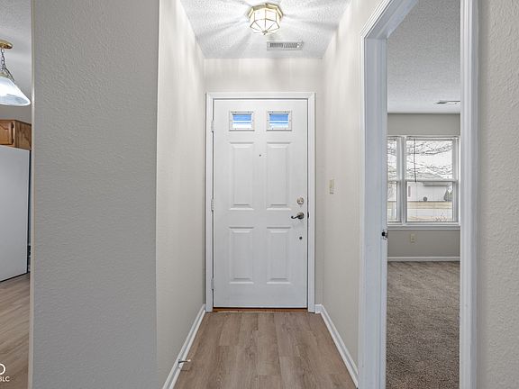 4th image of 4011 Highland Springs Dr