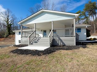 101 Fairview Dr, Greenville, SC 29609