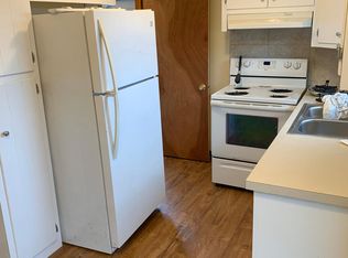 596 Baldwin Rd, Akron, OH 44312