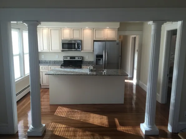 116 Jastram St., 116-118 Jastram St, Providence, RI 02908