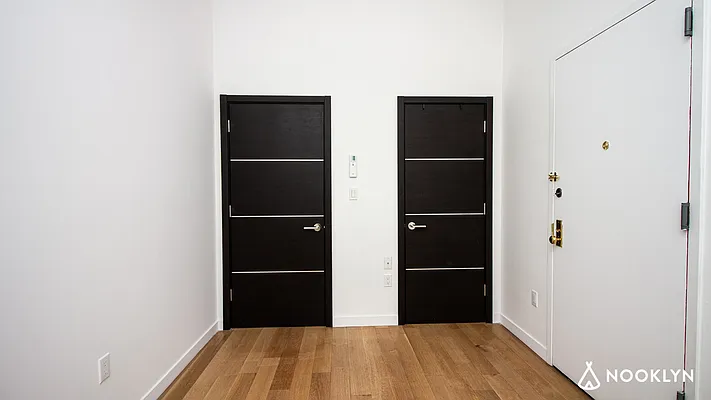 Rented by Nooklyn NYC LLC | media 82