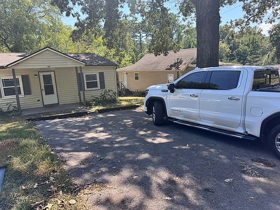 4th image of 1007 Beaman Lake Rd
