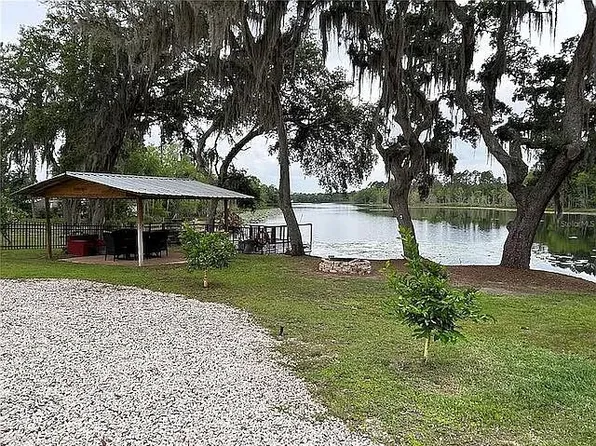 705 S County Road 21, Hawthorne, FL 32640