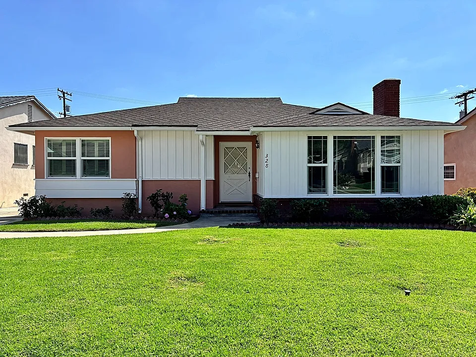 328 Parkwood Dr