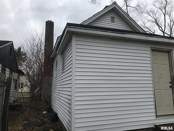 3rd image of 2416 W Malone Ave