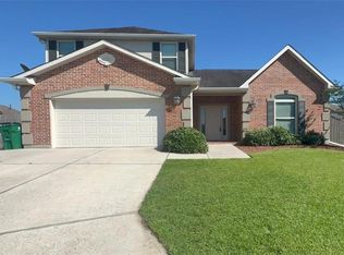 2660 Ville Platte Ct, Marrero, LA 70072