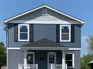8783 Brentwood Pl, Saint Louis, MO 63144