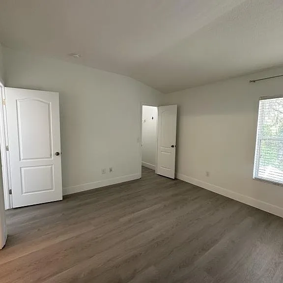15752 Fishhawk Falls Dr — Photo 18
