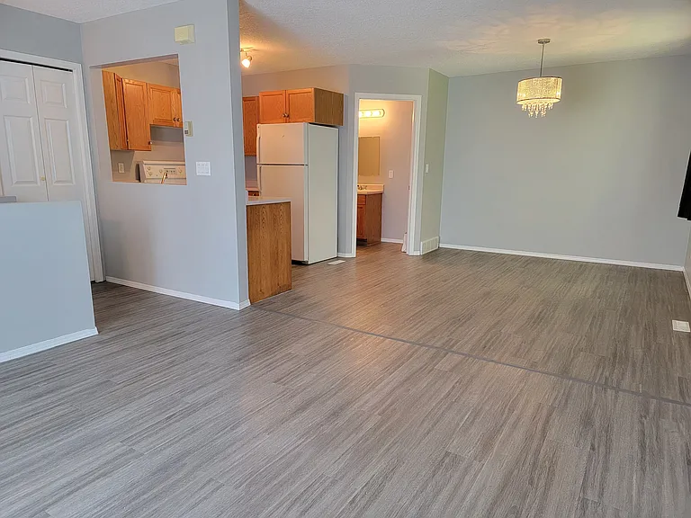 10222A 106th Ave #10222B — Photo 2