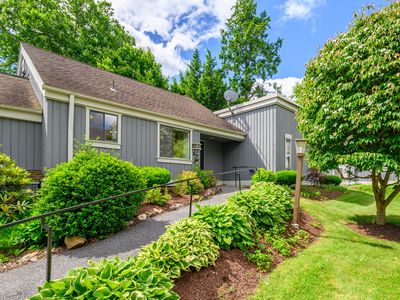 370 Heritage Village #B, Southbury, CT, 06488