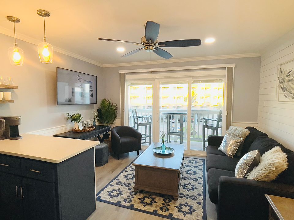 2nd image of 3938 Surfside Blvd Unit 1221