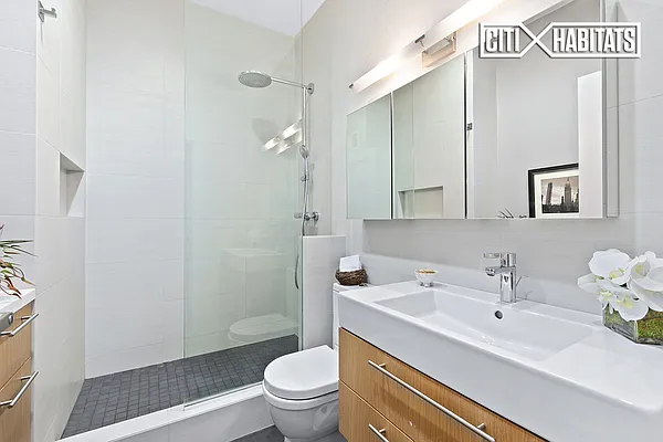 Sold by Citi Habitats | media 13