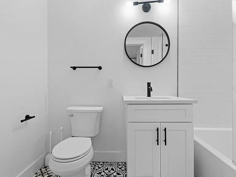 143 Trenton St #1 — Photo 10