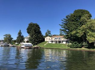 1A Point Pleasant Rd, Hopatcong, NJ 07843