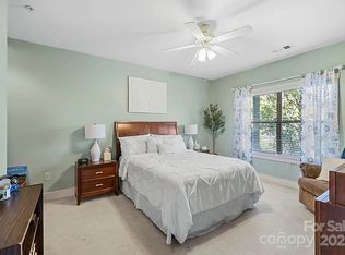 9 Kenilworth Knl #227, Asheville, NC 28805