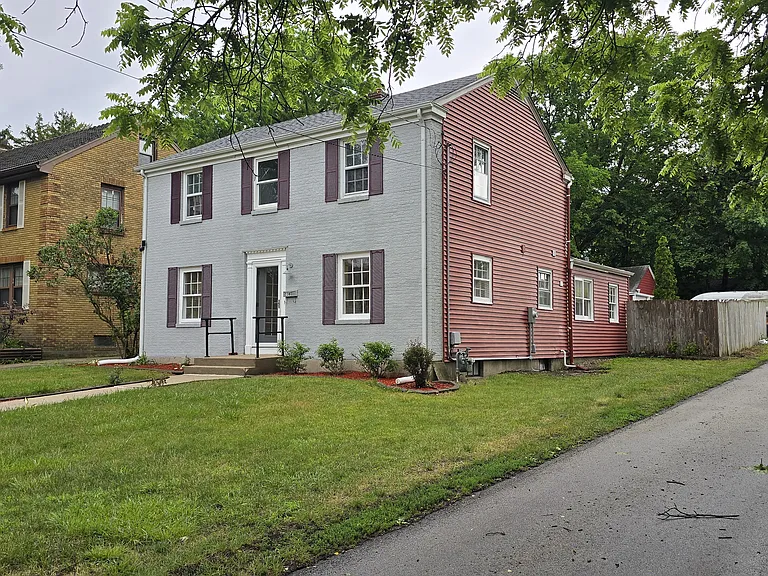 216 Robert Ave — Photo 1
