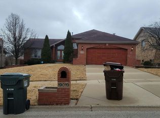 19019 Marylake Ln, Country Club Hills, IL 60478